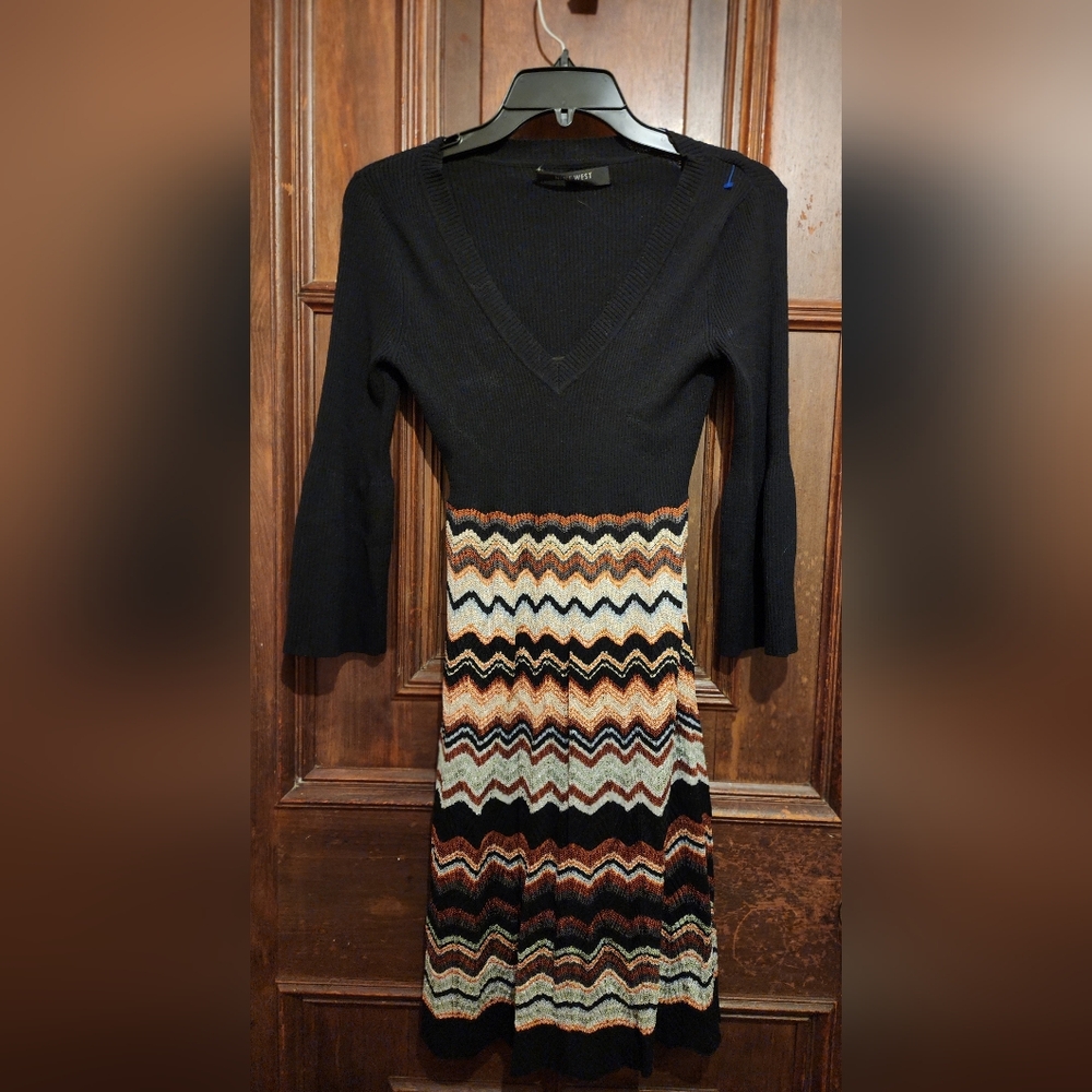 Nine West V Neck Sweater Dress-Geometric-Size XS